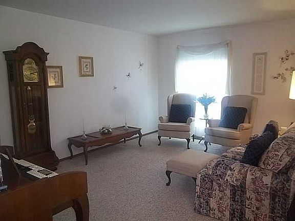 5th image of 1807 Wilshire Dr