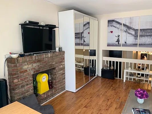 Rented by Marc Alloul, LREB | media 2