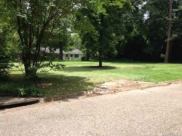 1st image of 1871 Hill Hedge Dr