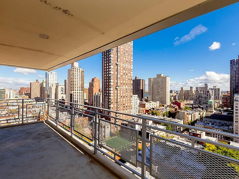305 E 86th St #14EW — Photo 4