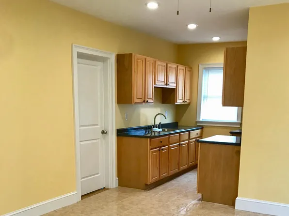 23 New Haven Ave Floor 2, Central Falls, RI 02863