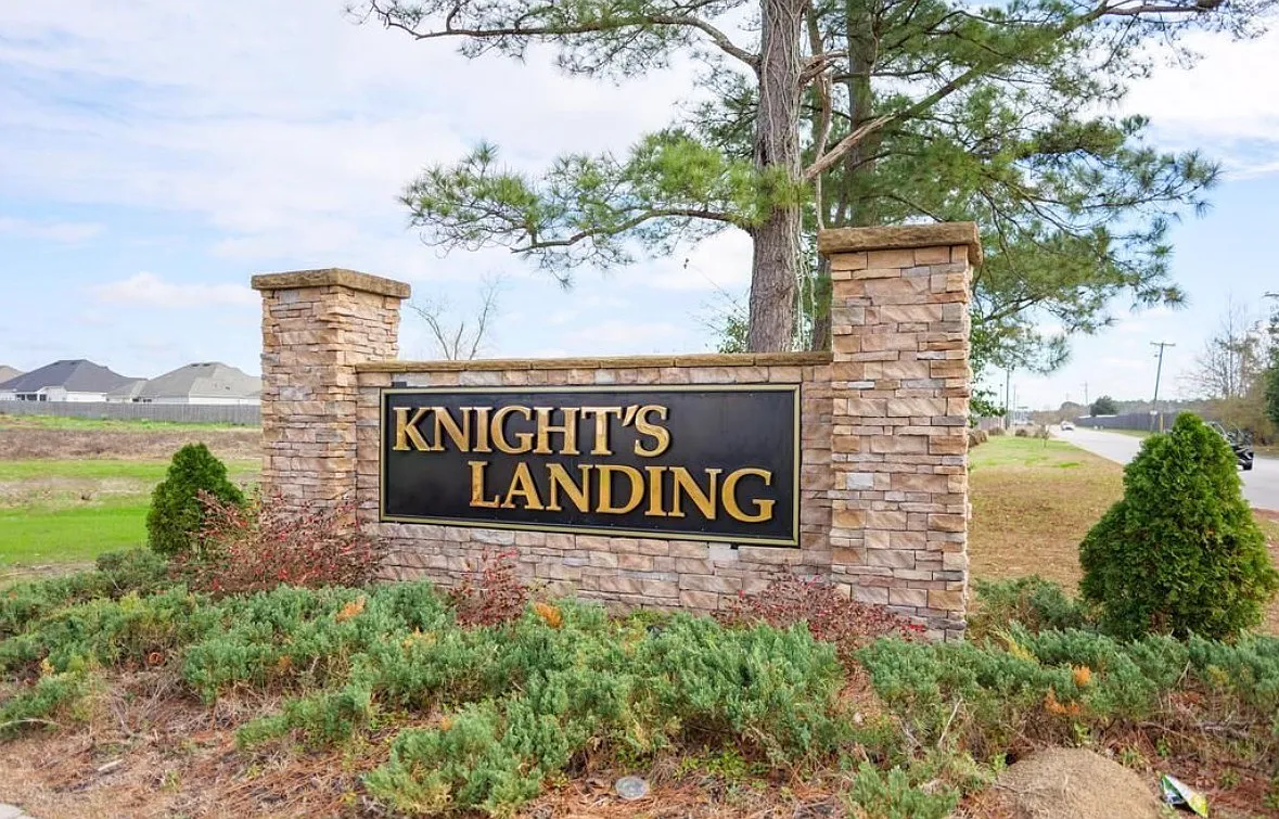 3 bed, 1706 sqft, $2,100 — Photo 1