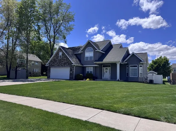 9944 Mariner St, Portage, MI 49002