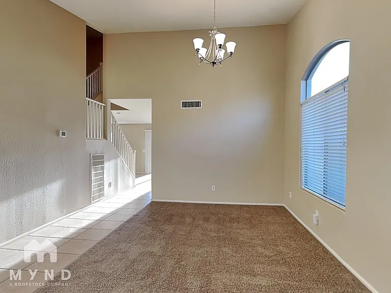 38587 N Jonathan St — Photo 7