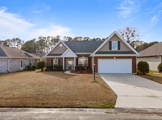 460 Hampton St NW, Calabash, NC 28467