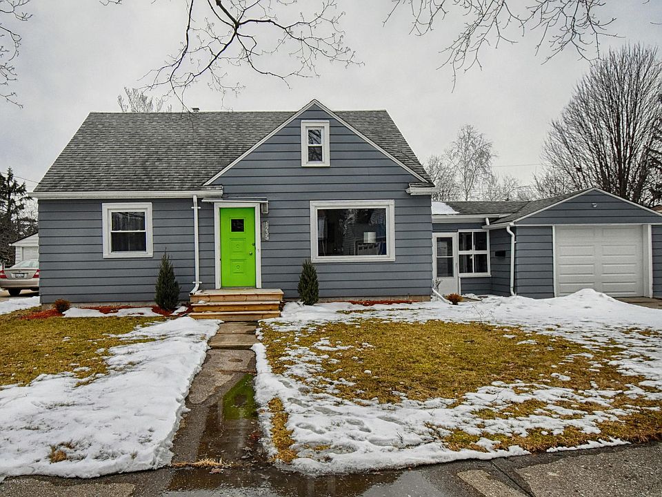 1st image of 1235 N Foster Ave