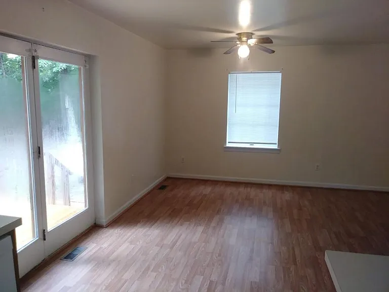 959 Swan Ln — Photo 22