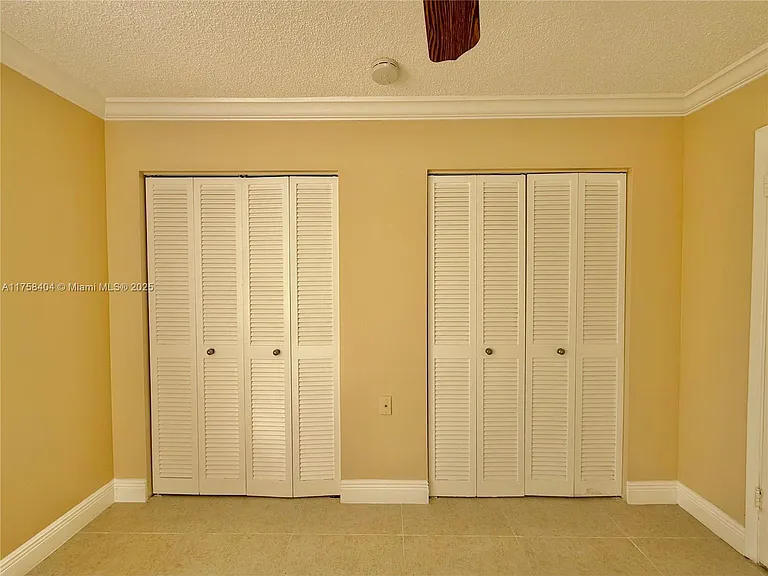 920 NE 199th St #4J — Photo 12