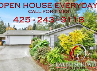 1701 N 181st St, Shoreline, WA 98133