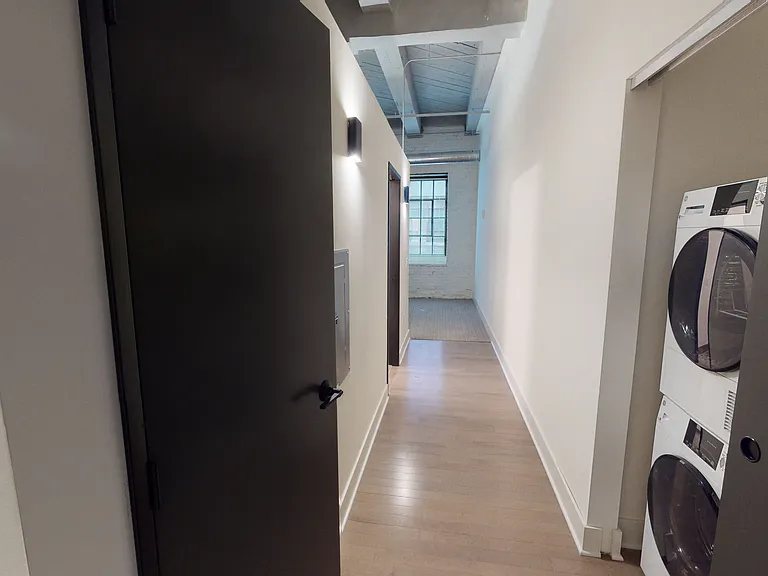 Maxwell Lofts — Photo 53