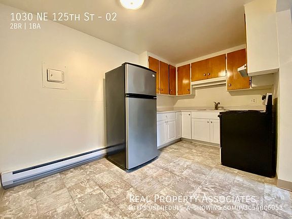 4th image of 1030 NE 125th St APT 2