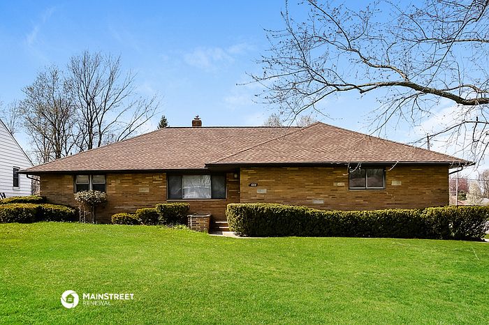 1st image of 688 Radford Dr