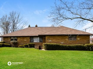 688 Radford Dr, Richmond Heights, OH 44143