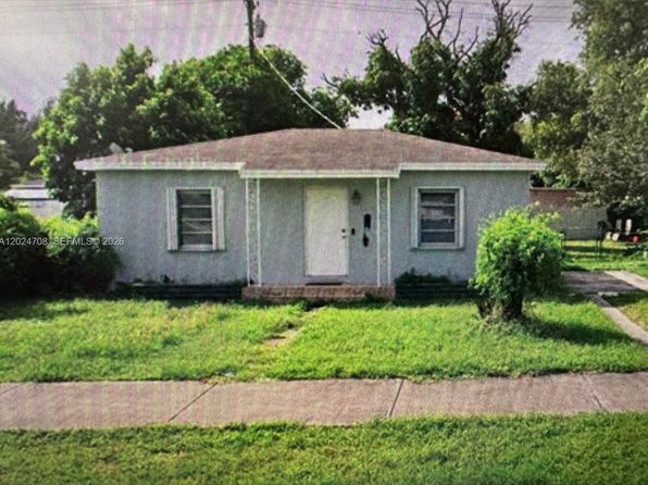 1320 NW 87th St