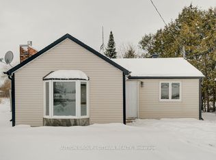 458 River Rd, Ottawa, ON K1V1E7