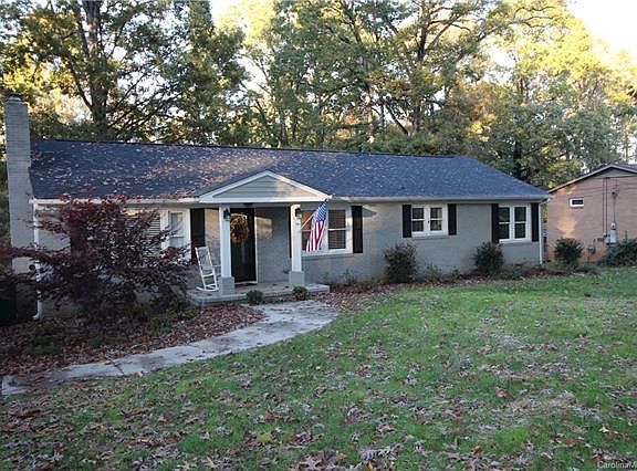 3rd image of 709 McAdenville Ave