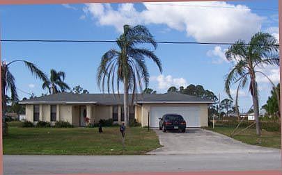 1st image of 1818 SE Fallon Dr