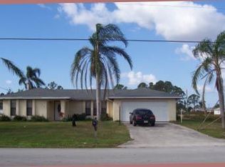 1818 SE Fallon Dr, Port Saint Lucie, FL 34983