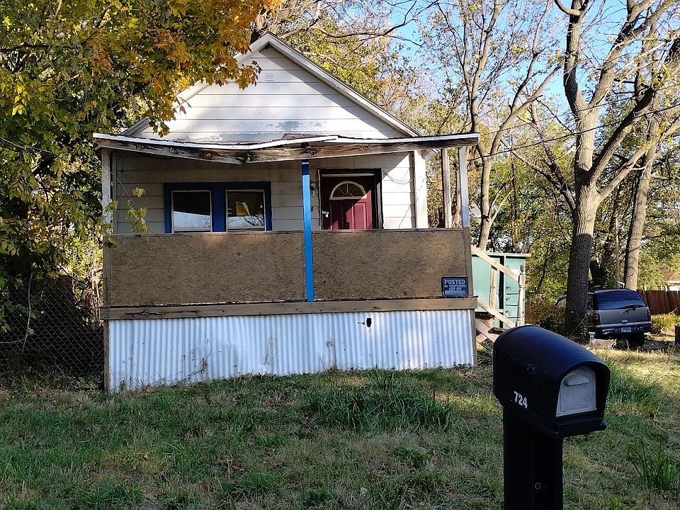 1st image of 724 Plaisance Ave