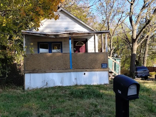 724 Plaisance Ave, Rockford, IL 61102