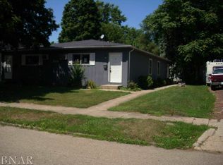 614 E Mulberry St, Bloomington, IL 61701