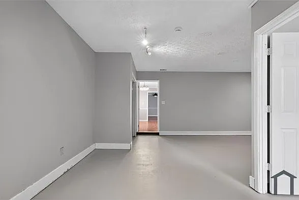 968 Pine Ridge Dr — Photo 33