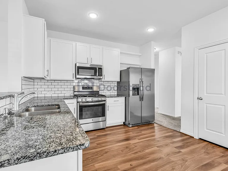 24014 Farmstead Dr — Photo 15