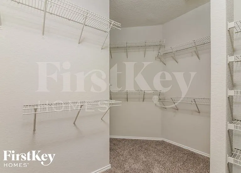 12230 Averhoff — Photo 8