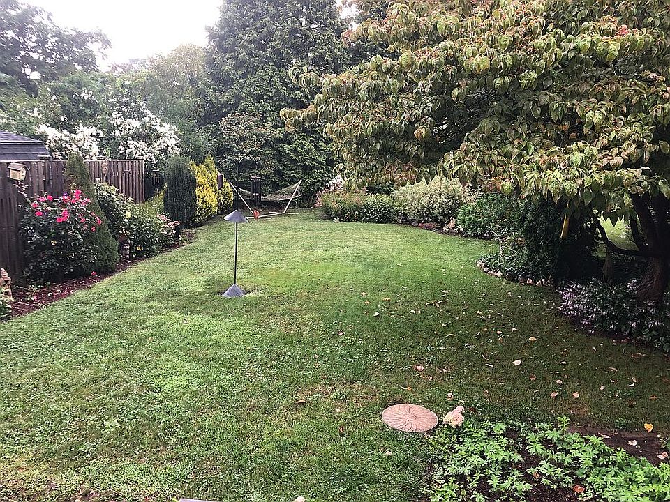 Backyard Garden Scape 9/23