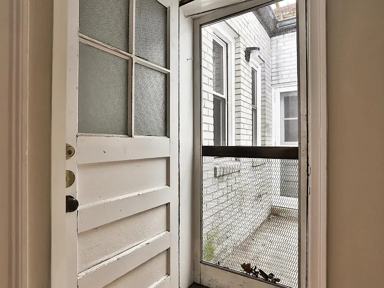 7545 Oxford Dr #3E — Photo 32