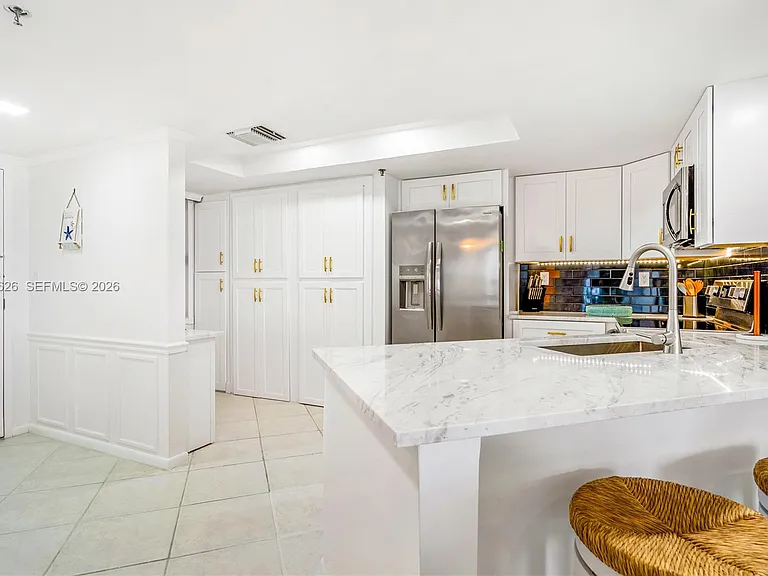 3870 N Highway A1A #405 — Photo 3