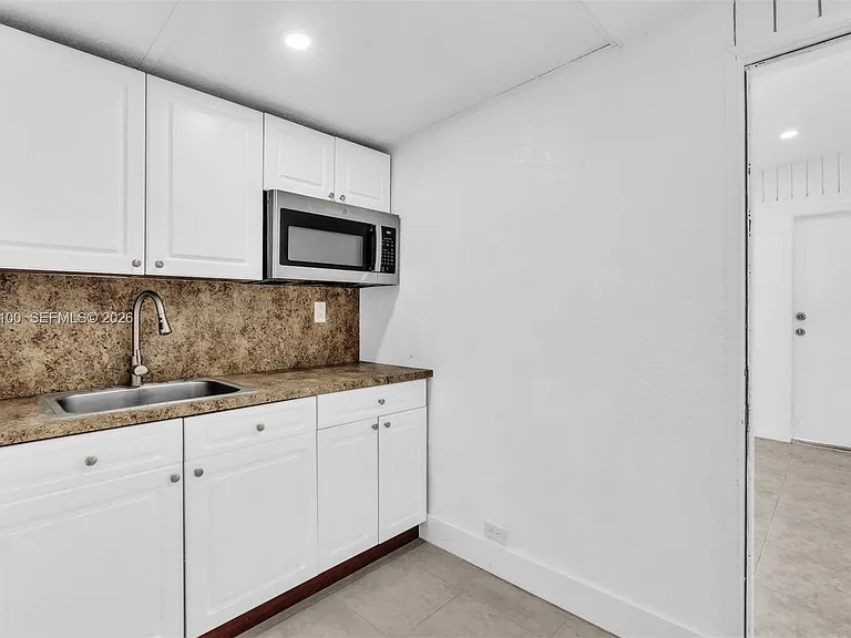11790 SW 34th St — Photo 23