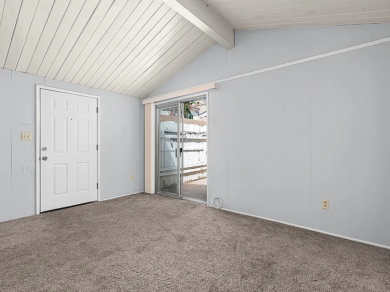 5618 Riley St — Photo 12