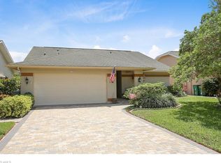 1356 Monarch Cir, Naples, FL 34116