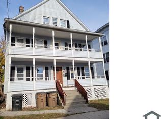 18 E Walnut St APT 3, Stamford, CT 06902