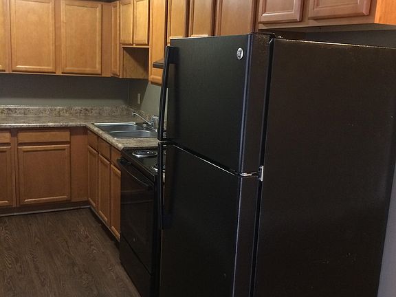 3rd image of 430 Gibson Ln APT 30