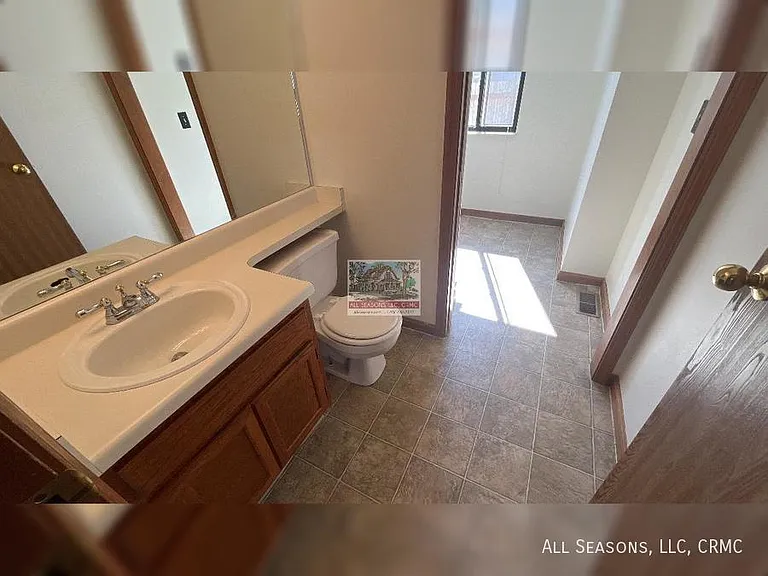 750 Rundle Ct — Photo 5
