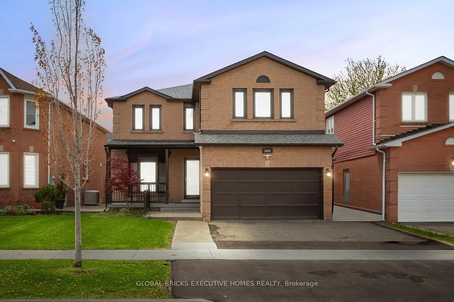 7 bed, $5,500 — Photo 1