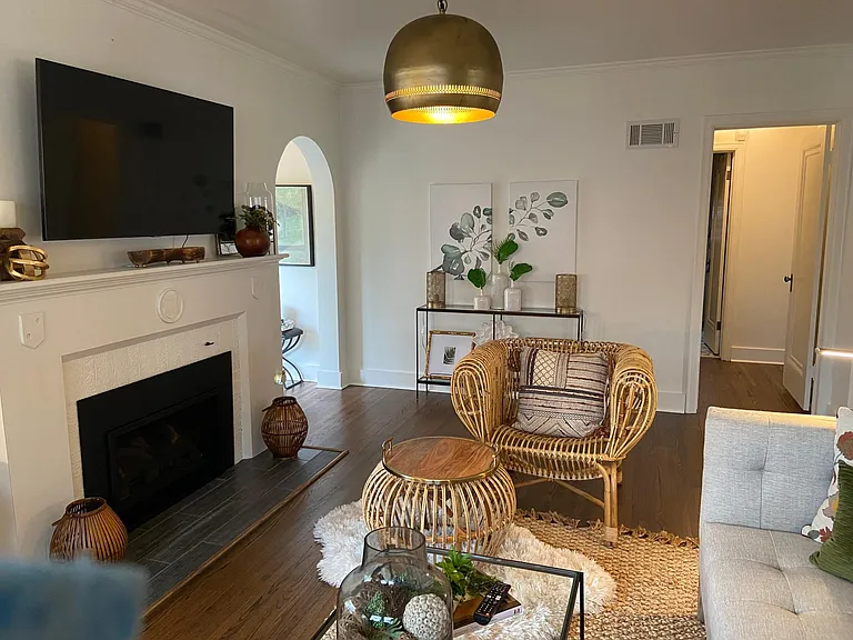 247 N Parkwood Ln — Photo 11