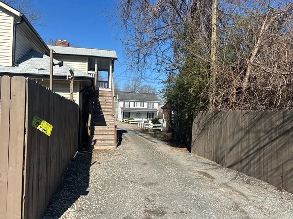 804 Holloway St, Durham, NC