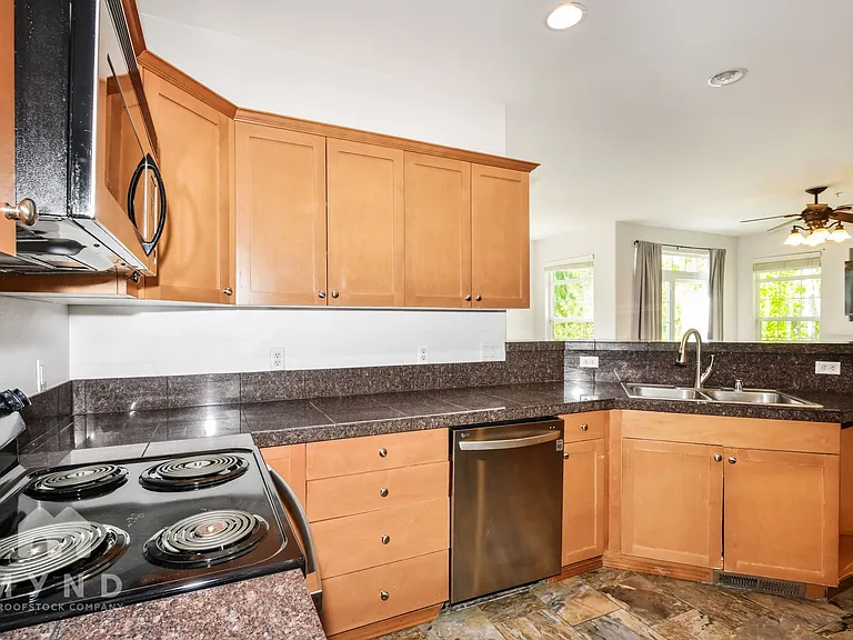 1855 Trossachs Blvd SE #303 — Photo 9