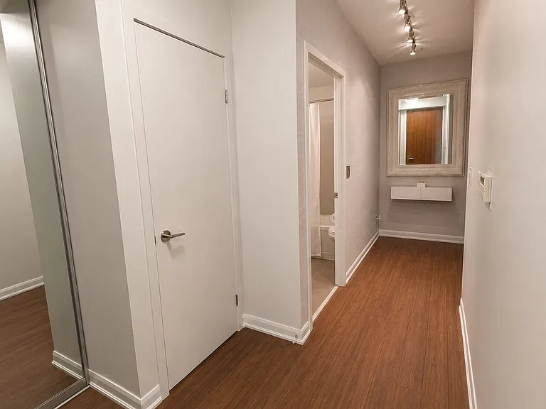 205 Frederick St #1010 — Photo 9