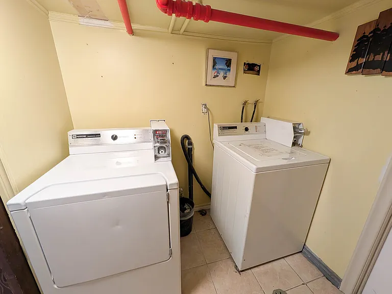 50 Welland Ave #4 — Photo 15