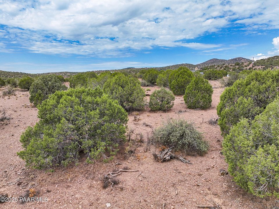 1st image of 4361 W Sullivan Buttes Rdg