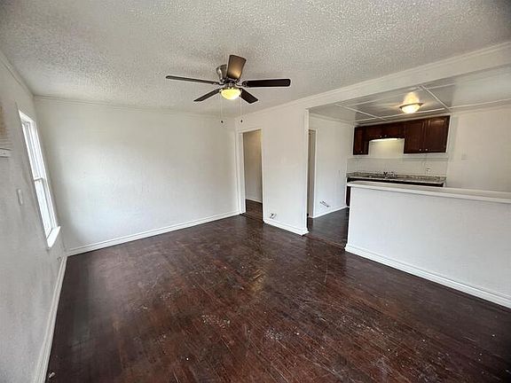 2nd image of 506 Walton Ave #506