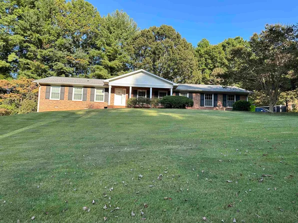 503 Forest Ave, Landrum, SC 29356