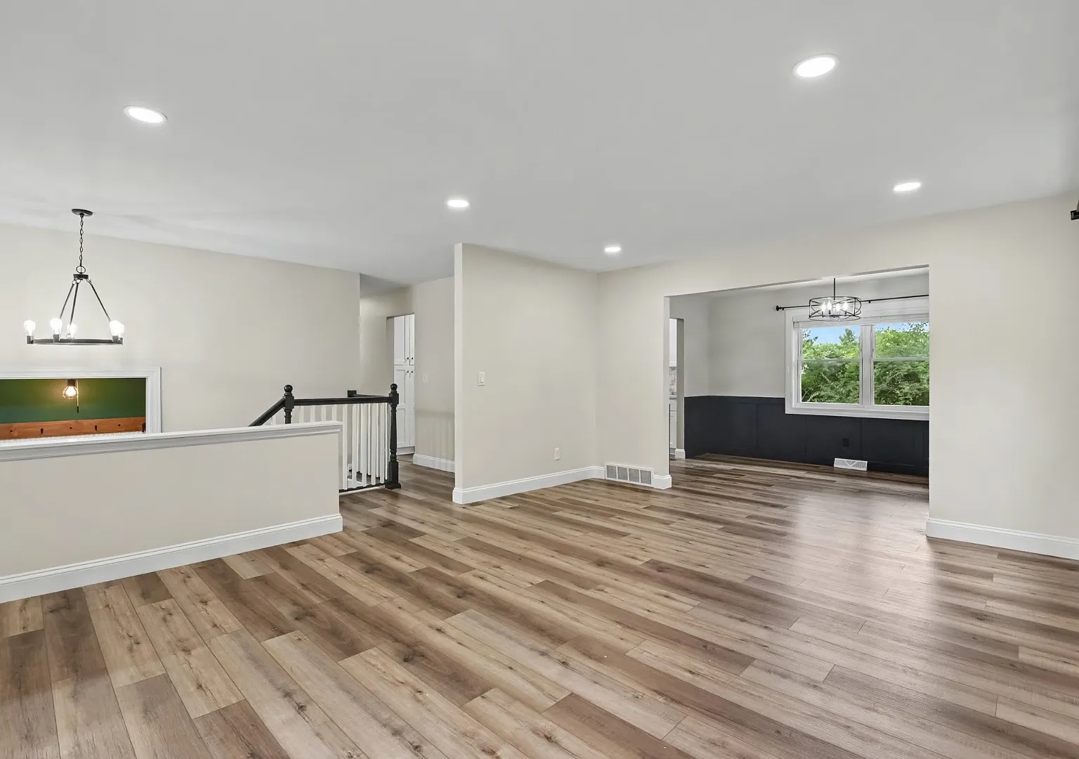 115 College Park Dr — Photo 3