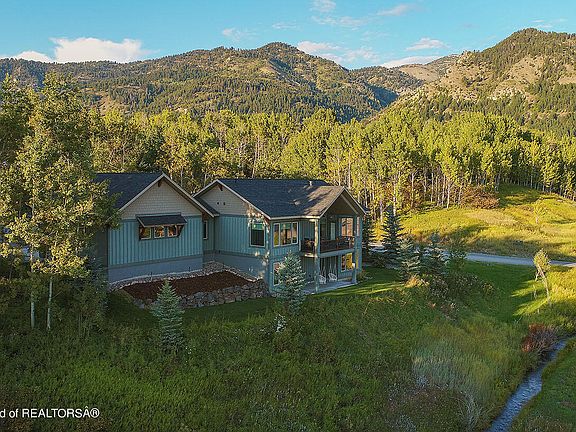 4th image of 17 Sugarloaf Dr