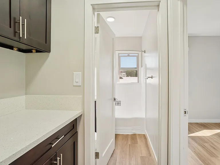 Ladera Apartments — Photo 20