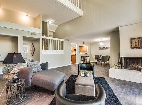 5th image of 2988 Buttonwood Dr